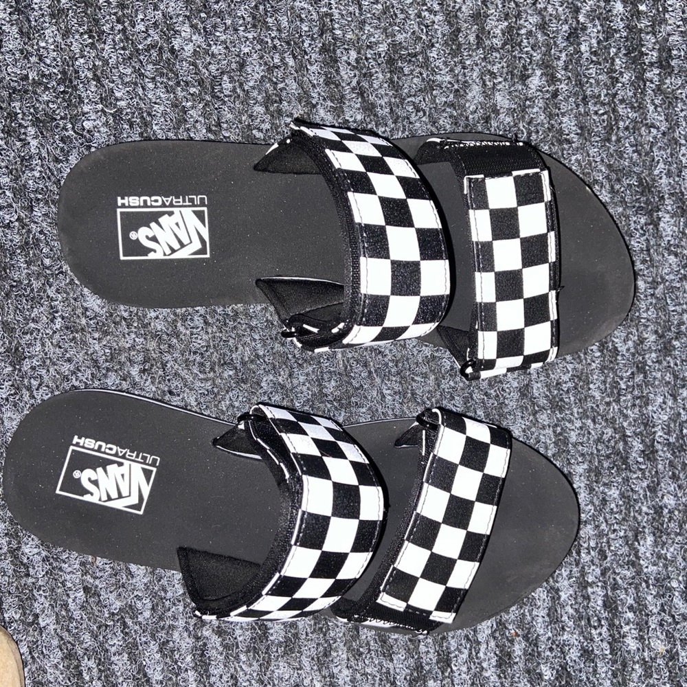 Vans Women’s Cayucas Slides